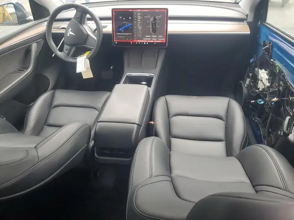 7SAYGDED0RF076563 2024 TESLA MODEL Y - Image 8