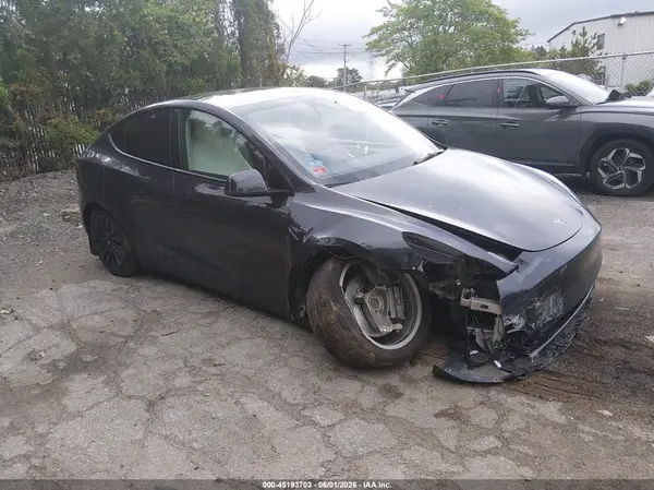 7SAYGDED0RF093475 2024 TESLA MODEL Y - Image 1