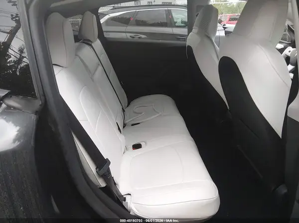 7SAYGDED0RF093475 2024 TESLA MODEL Y - Image 8