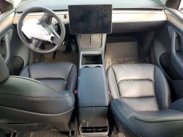 7SAYGDED0RF102563 2024 TESLA MODEL Y - Image 8