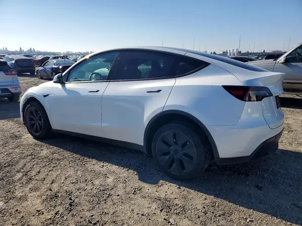 7SAYGDED0RF108153 2024 TESLA MODEL Y - Image 2