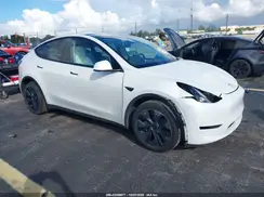 7SAYGDED0RF112915 2024 TESLA MODEL Y