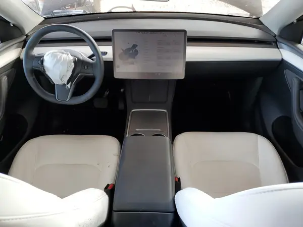 7SAYGDED0RF114874 2024 TESLA MODEL Y - Image 8