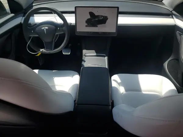 7SAYGDED0RF124191 2024 TESLA MODEL Y - Image 8