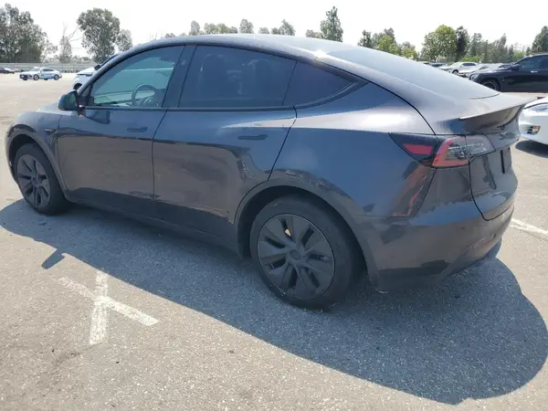 7SAYGDED0RF124983 2024 TESLA MODEL Y - Image 2