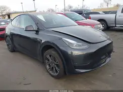 7SAYGDED0RF129567 2024 TESLA MODEL Y