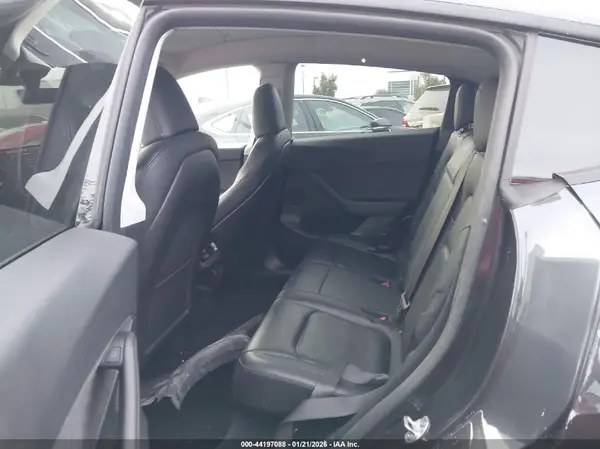 7SAYGDED0RF129567 2024 TESLA MODEL Y - Image 8