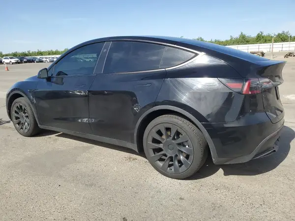 7SAYGDED0RF131495 2024 TESLA MODEL Y - Image 2