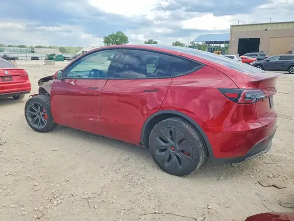7SAYGDED0RF133442 2024 TESLA MODEL Y - Image 2