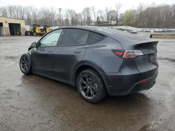7SAYGDED0RF165260 2024 TESLA MODEL Y - Image 2