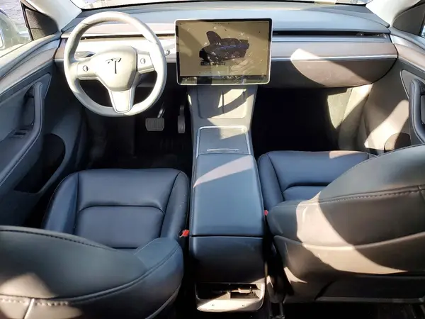 7SAYGDED0RF170104 2024 TESLA MODEL Y - Image 8