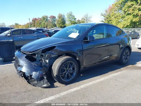 7SAYGDED0RF178607 2024 TESLA MODEL Y - Image 2