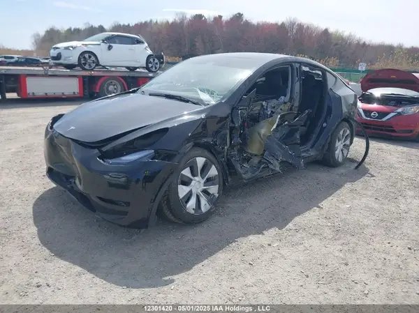 7SAYGDED0RF990053 2024 TESLA MODEL Y - Image 2