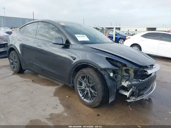 7SAYGDED0SA353733 2025 TESLA MODEL Y - Image 1