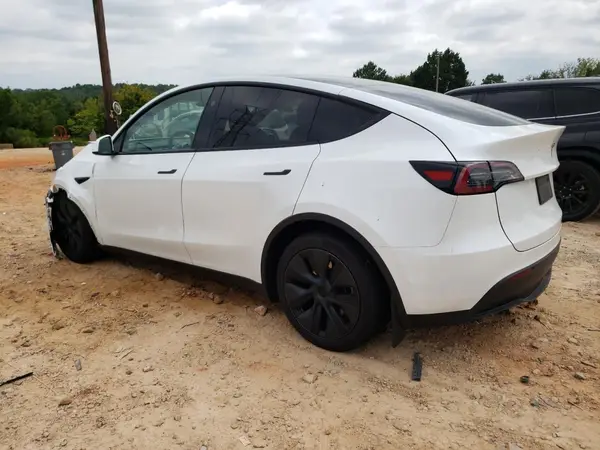 7SAYGDED0SA365297 2025 TESLA MODEL Y - Image 2