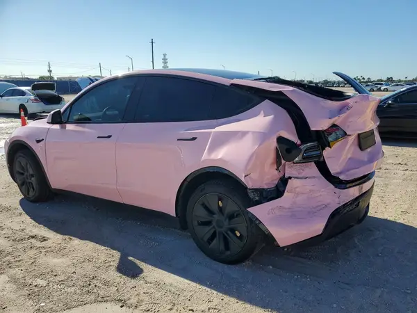 7SAYGDED0SA370788 2025 TESLA MODEL Y - Image 2