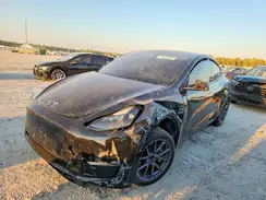7SAYGDED0SA375490 2025 TESLA MODEL Y