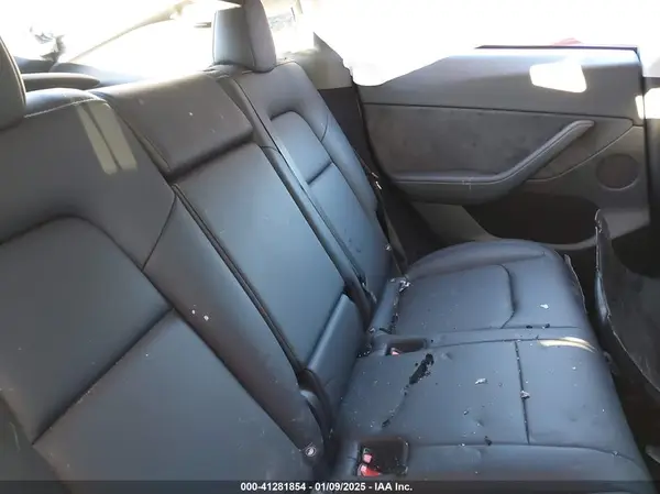 7SAYGDED0SF222885 2025 TESLA MODEL Y - Image 8