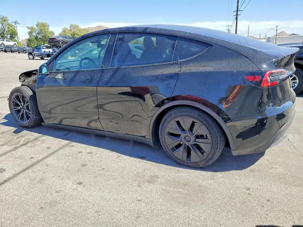 7SAYGDED0SF242232 2025 TESLA MODEL Y - Image 2