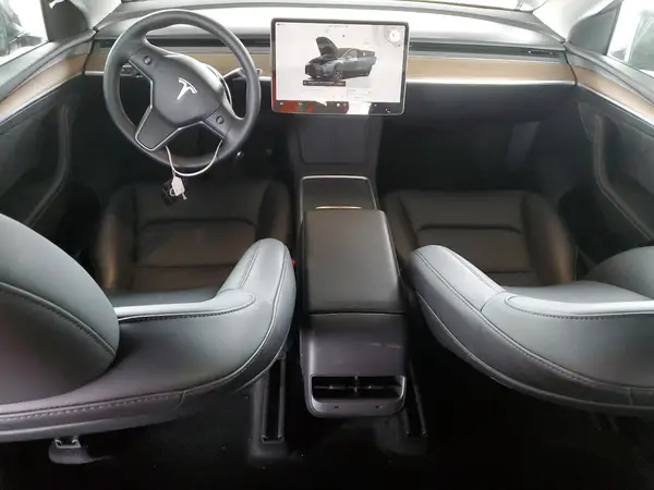 7SAYGDED0SF267132 2025 TESLA MODEL Y - Image 8