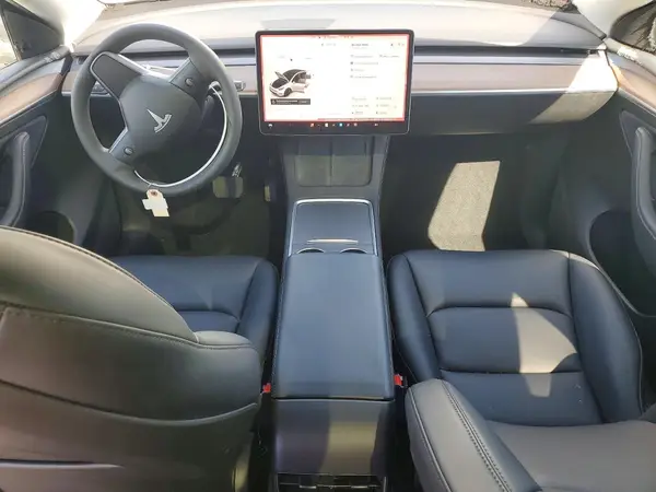 7SAYGDED0SF276431 2025 TESLA MODEL Y - Image 8