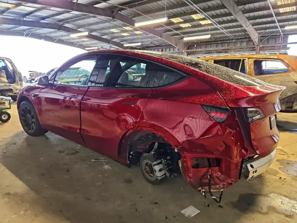 7SAYGDED0SF311906 2025 TESLA MODEL Y - Image 2