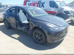 7SAYGDED0SF316099 2025 TESLA MODEL Y