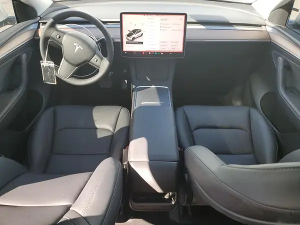 7SAYGDED0SF317009 2025 TESLA MODEL Y - Image 8