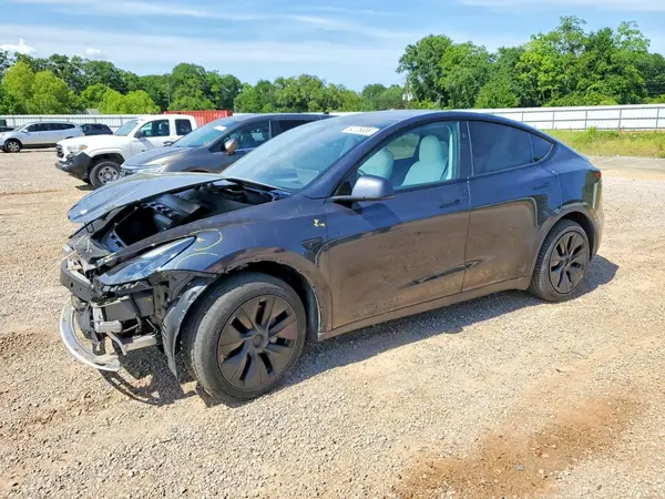 7SAYGDED0SF319813 2025 TESLA MODEL Y - Image 1