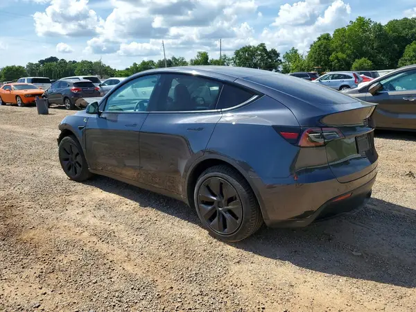 7SAYGDED0SF319813 2025 TESLA MODEL Y - Image 2