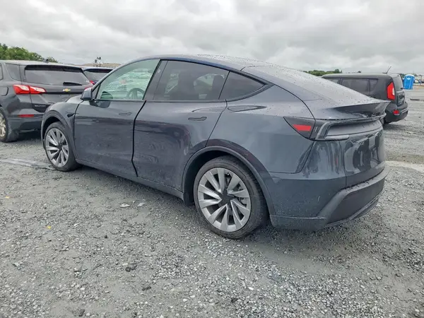 7SAYGDED0TA417917 2026 TESLA MODEL Y - Image 2