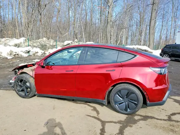 7SAYGDED0TA427718 2026 TESLA MODEL Y - Image 2
