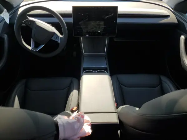 7SAYGDED0TA432854 2026 TESLA MODEL Y - Image 8