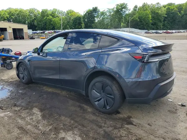 7SAYGDED0TA437391 2026 TESLA MODEL Y - Image 2
