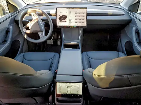 7SAYGDED0TA438430 2026 TESLA MODEL Y - Image 8
