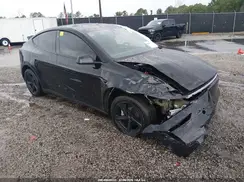 7SAYGDED0TA445846 2026 TESLA MODEL Y