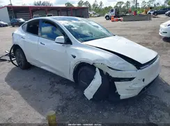 7SAYGDED0TA456796 2026 TESLA MODEL Y