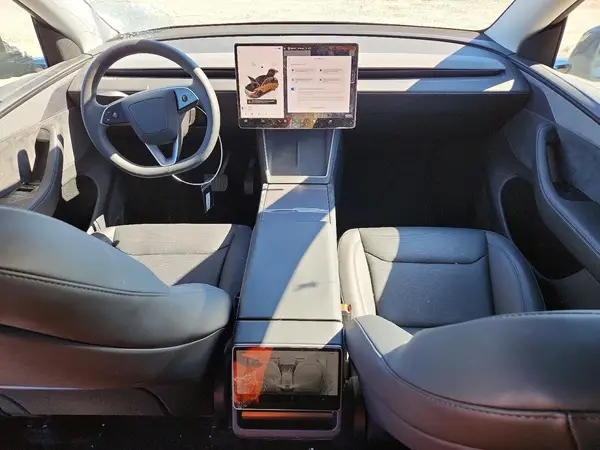 7SAYGDED0TA476840 2026 TESLA MODEL Y - Image 8