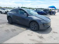 7SAYGDED0TA588053 2026 TESLA MODEL Y
