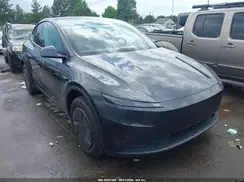7SAYGDED0TA593866 2026 TESLA MODEL Y