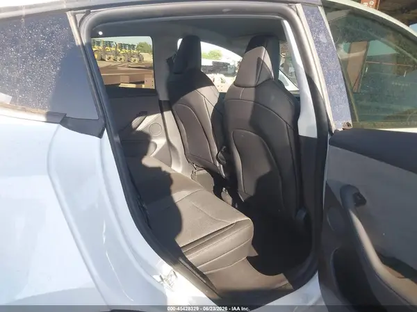 7SAYGDED0TA598386 2026 TESLA MODEL Y - Image 8