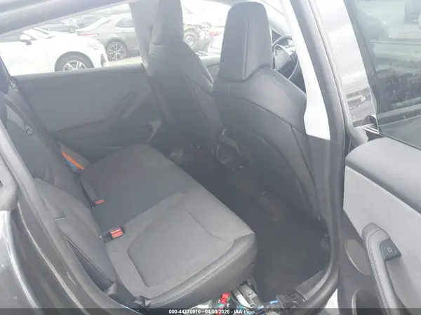 7SAYGDED0TA607023 2026 TESLA MODEL Y - Image 8
