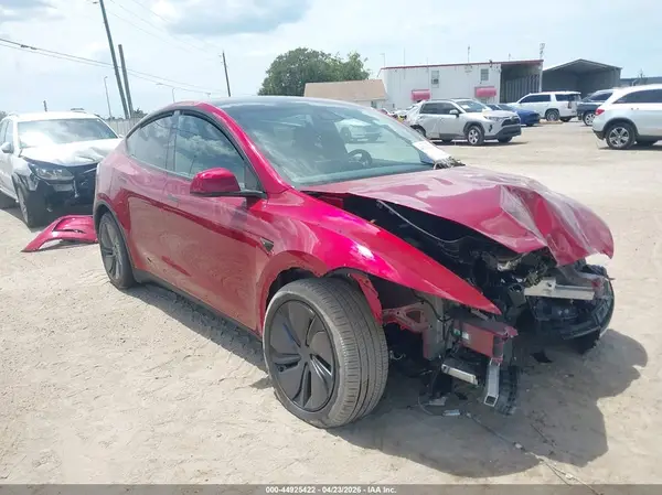 7SAYGDED0TA642421 2026 TESLA MODEL Y - Image 1