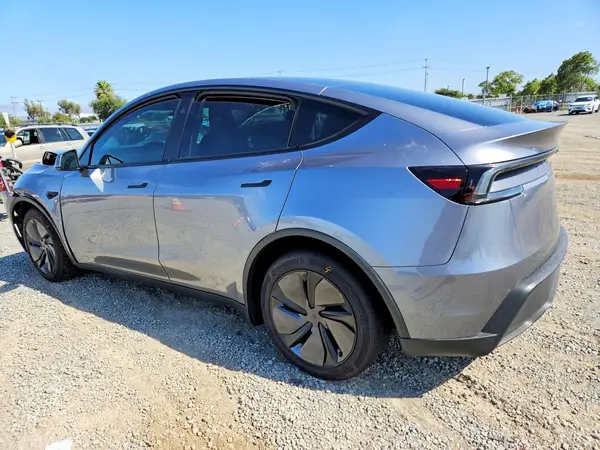 7SAYGDED0TF431612 2026 TESLA MODEL Y - Image 2