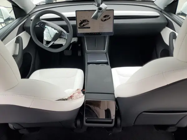 7SAYGDED0TF439872 2026 TESLA MODEL Y - Image 8