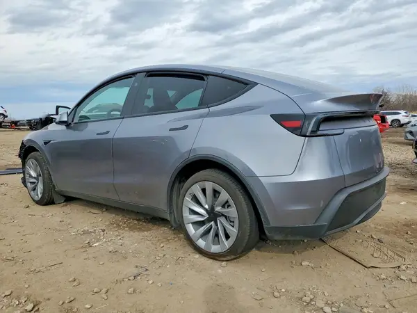 7SAYGDED0TF462794 2026 TESLA MODEL Y - Image 2