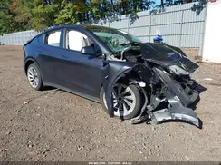 7SAYGDED0TF523187 2026 TESLA MODEL Y