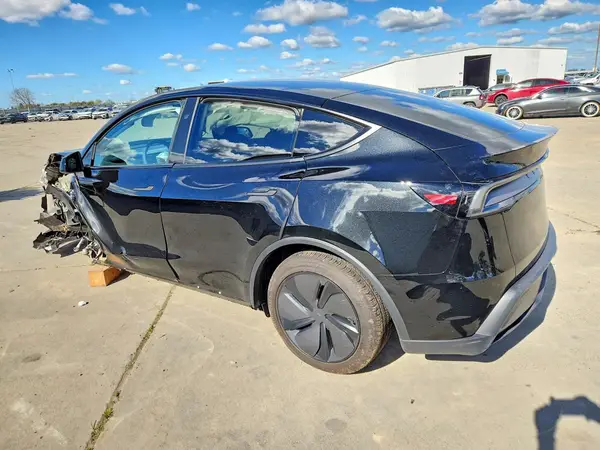 7SAYGDED0TF537803 2026 TESLA MODEL Y - Image 2