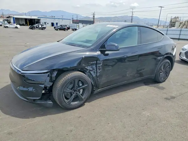 7SAYGDED0TF601595 2026 TESLA MODEL Y - Image 1