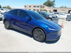 7SAYGDED0TF609275 2026 TESLA MODEL Y